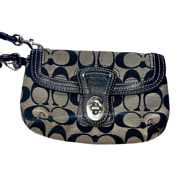 Coach Handbags - Coach LEGACY Signature Jacquard Turnlock Wristlet Clutch Wallet pouch Purse